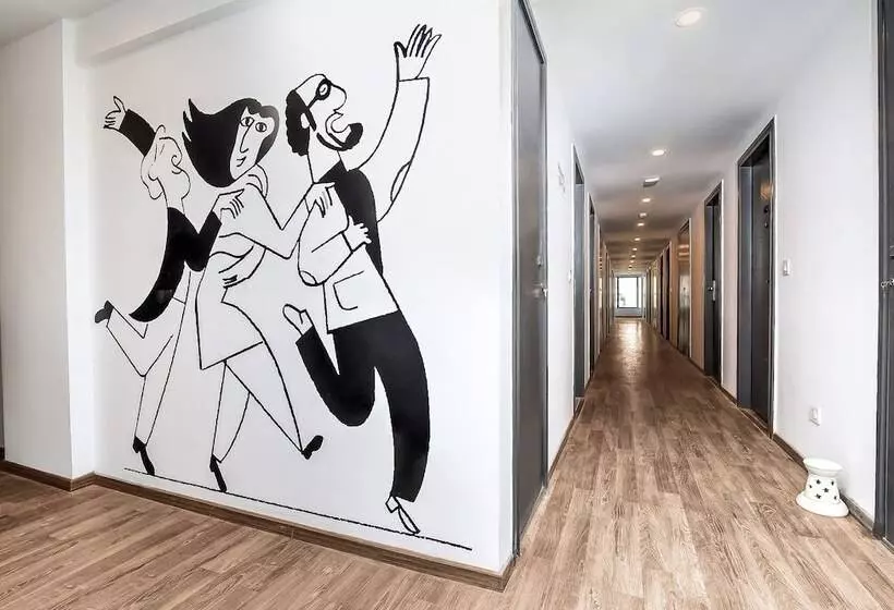 Spot On 92028 Hotel Surya Near Pelabuhan Gilimanuk