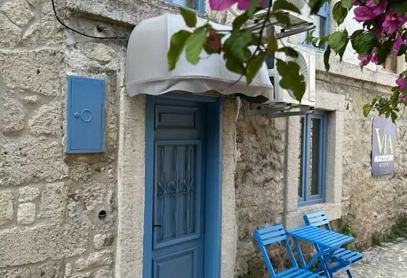 هتل Via Alaçatı