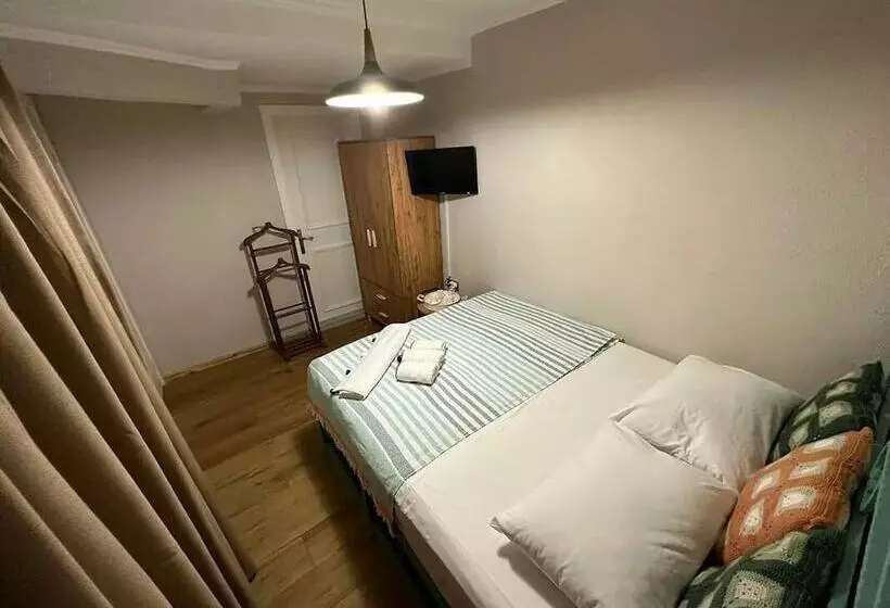 هتل Via Alaçatı