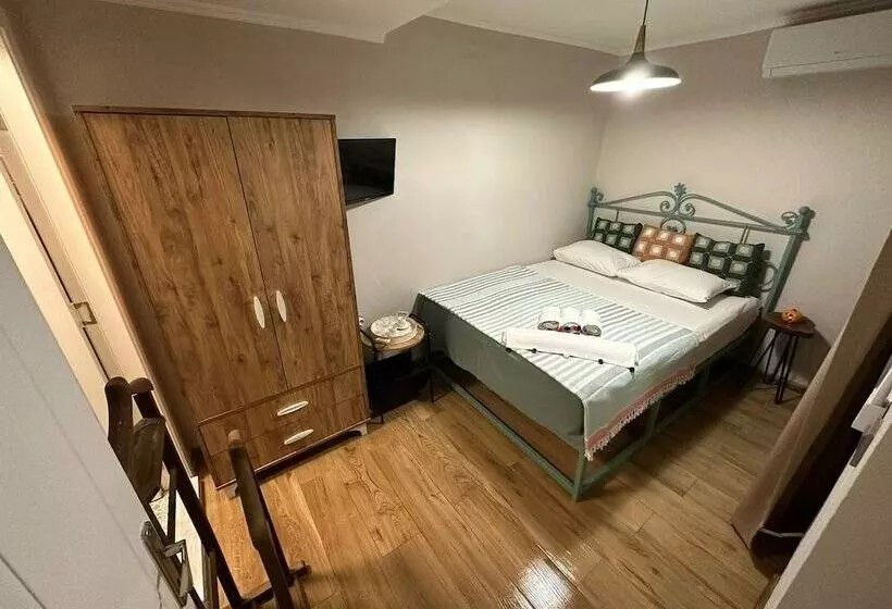 هتل Via Alaçatı