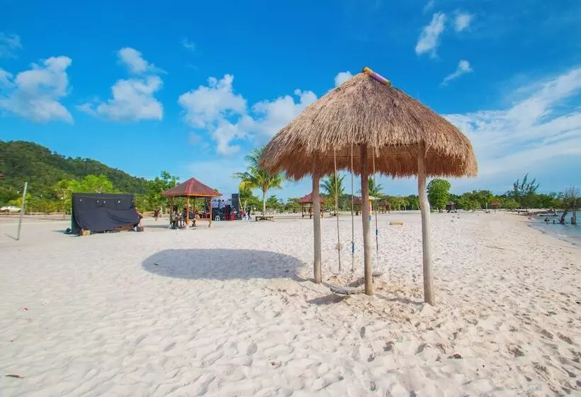 Viovio Beach & Resort