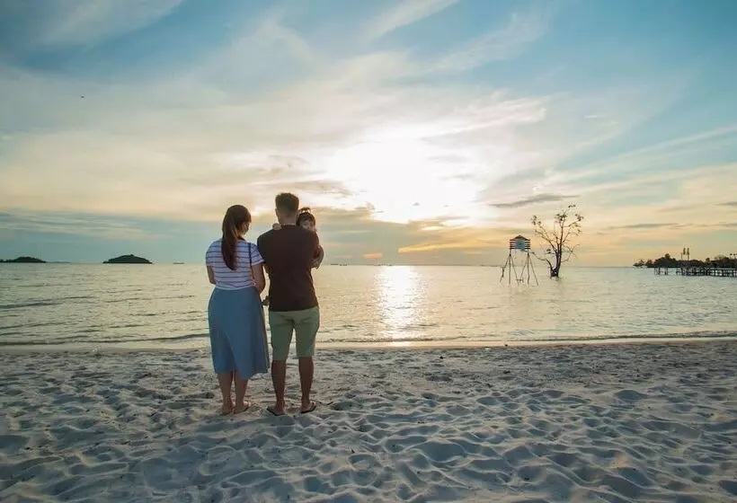 Viovio Beach & Resort