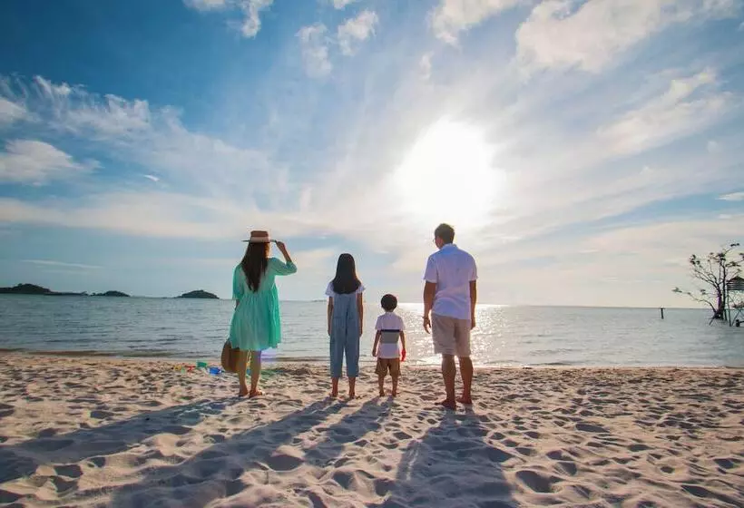 Viovio Beach & Resort