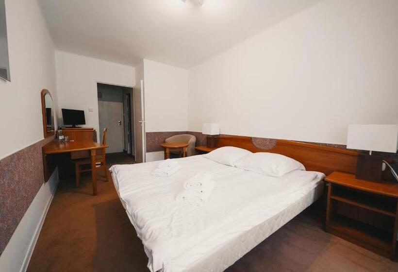 Elita Hotel & Restauracja