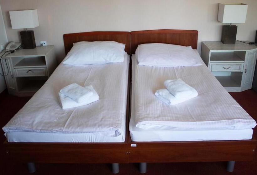 Elita Hotel & Restauracja