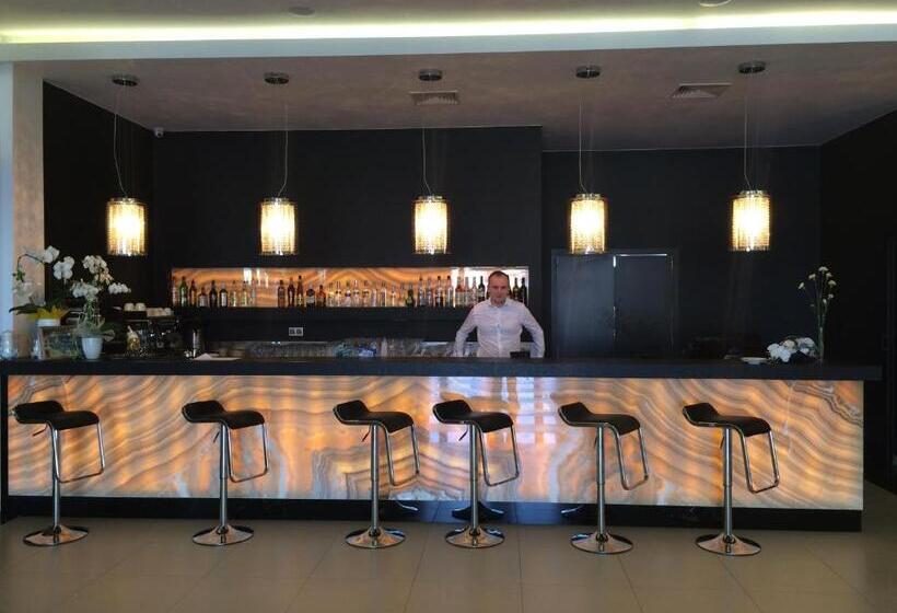 בית מלון כפרי Aleksandria