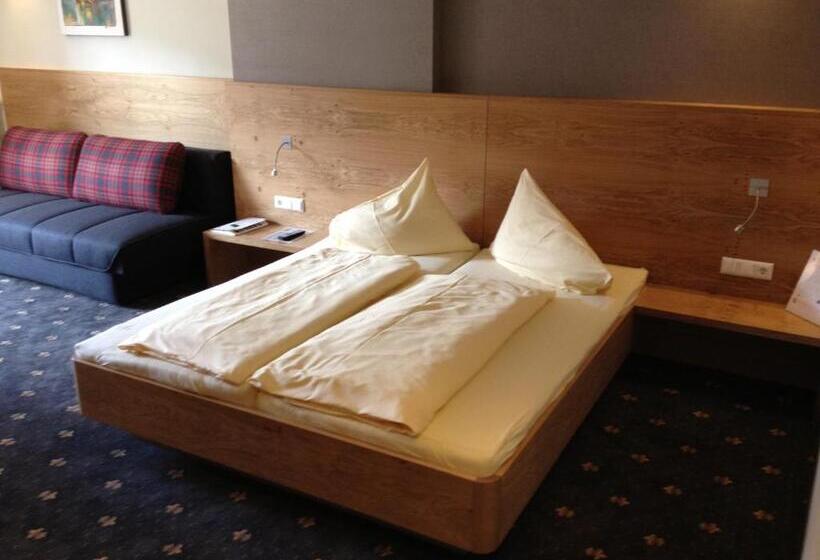 فندق Alpen Adria Gasthof Rausch