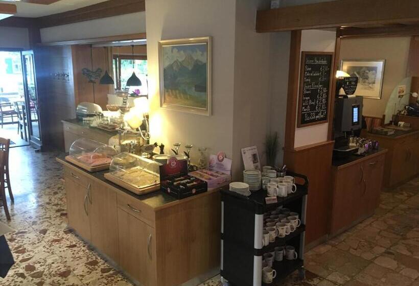 فندق Alpen Adria Gasthof Rausch