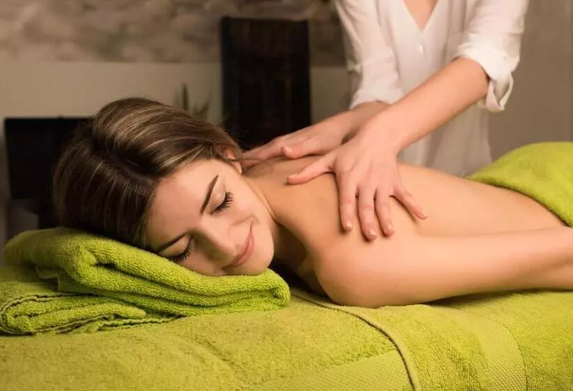 Hotelli Amazonka Conference And Spa