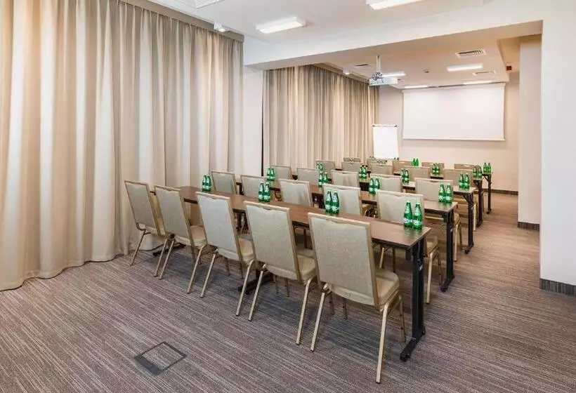 Hotelli Amazonka Conference And Spa