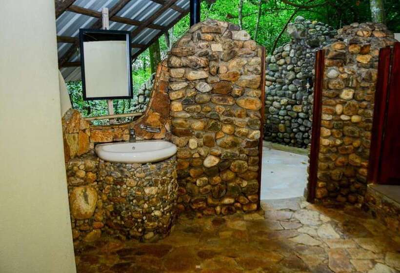 בית מלון כפרי Ella Jungle Resort