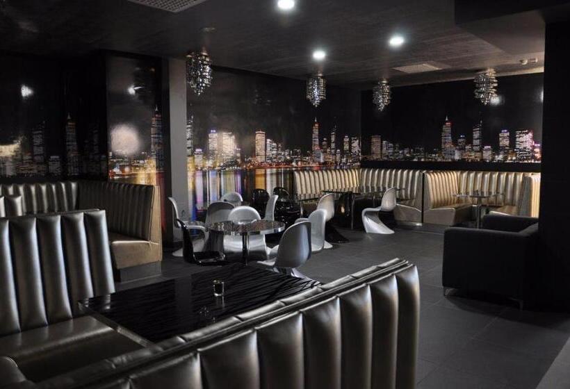 בית מלון כפרי Europa