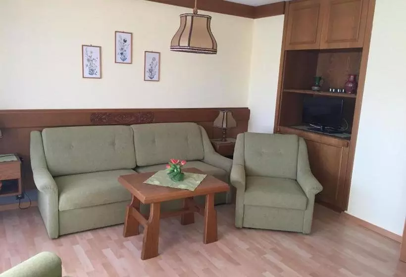 ホテル Ferienwohnungen Haus Daniela