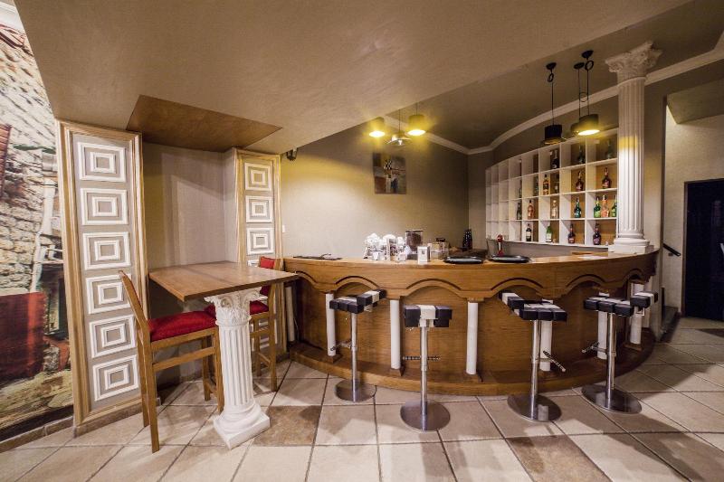 هتل Helin Central