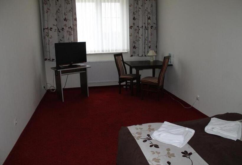 בית מלון כפרי Kaprys