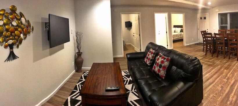 فندق Lake Harmony Inn