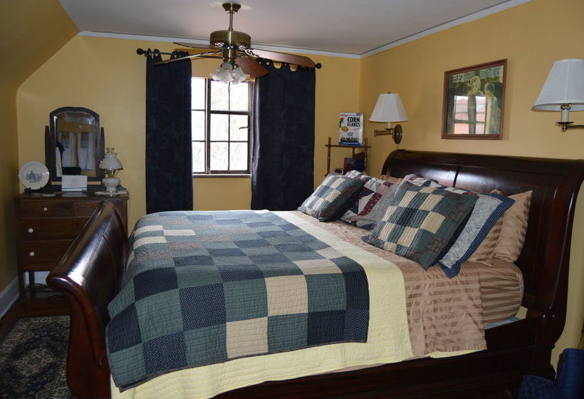 فندق Maple Street Bed And Breakfast