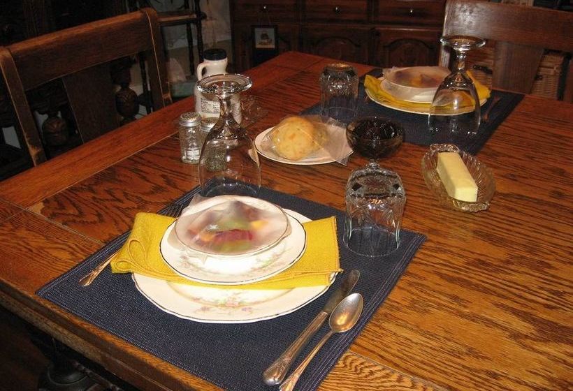 فندق Maple Street Bed And Breakfast