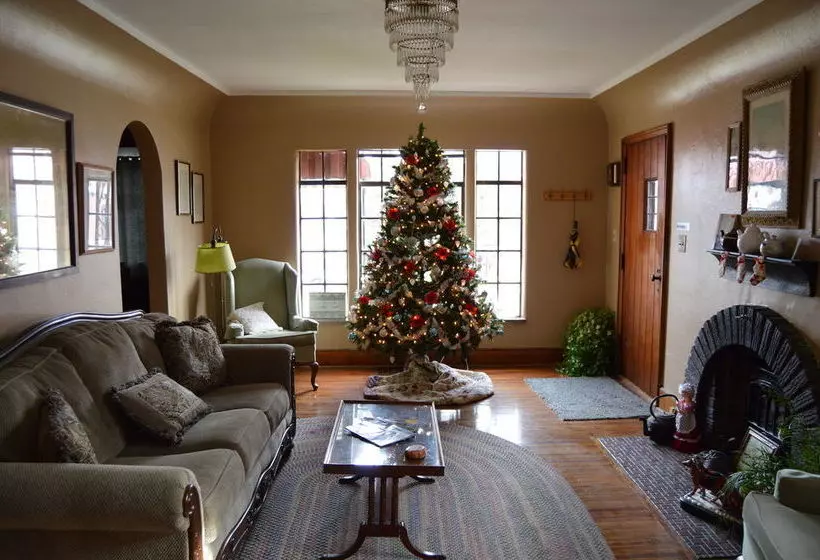 ホテル Maple Street Bed And Breakfast