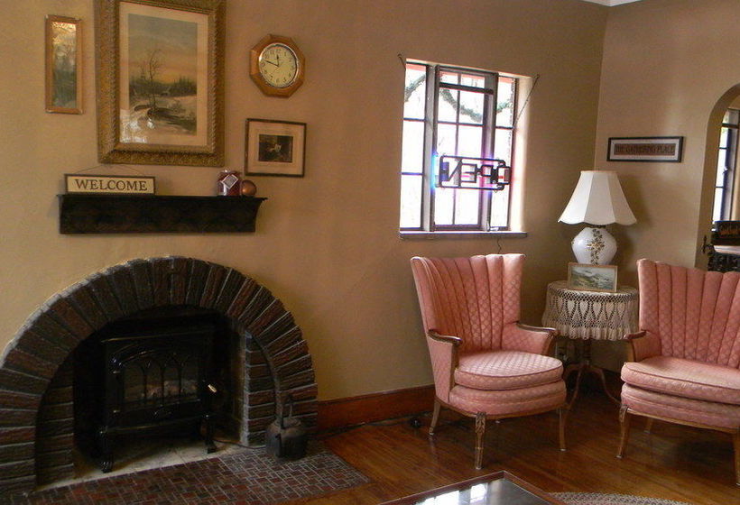 فندق Maple Street Bed And Breakfast