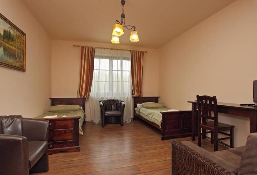 בית מלון כפרי Maranello Villa