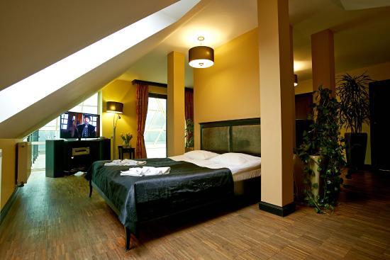 בית מלון כפרי Maranello Villa