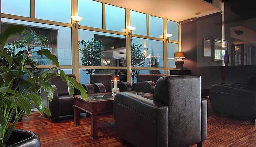 בית מלון כפרי Maranello Villa