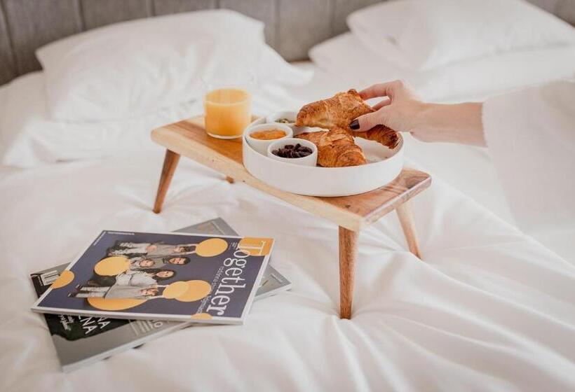 בית מלון כפרי Marina Club