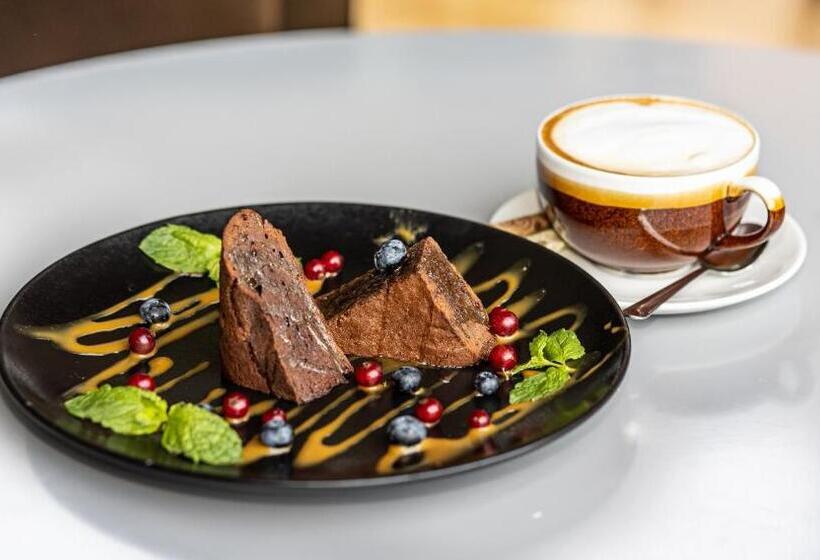 בית מלון כפרי Marina Club