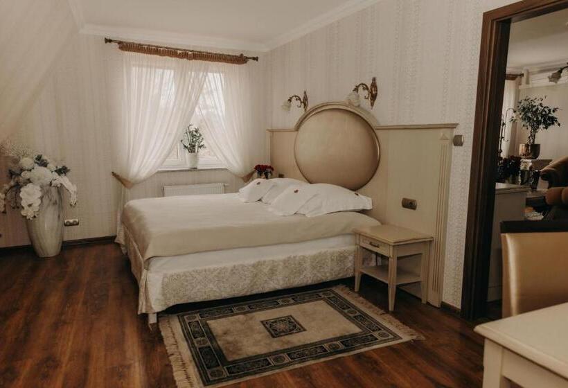 בית מלון כפרי Oławian