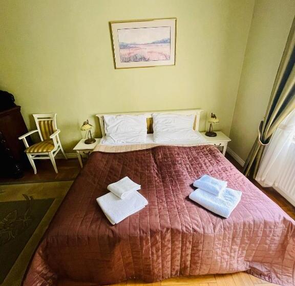 فندق Pałac Biedrusko