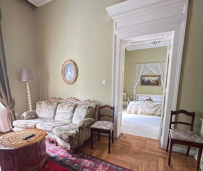 Hotelli Pałac Biedrusko