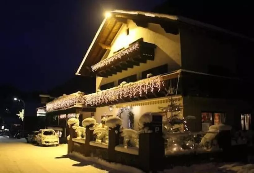 ホテル Partenerhof