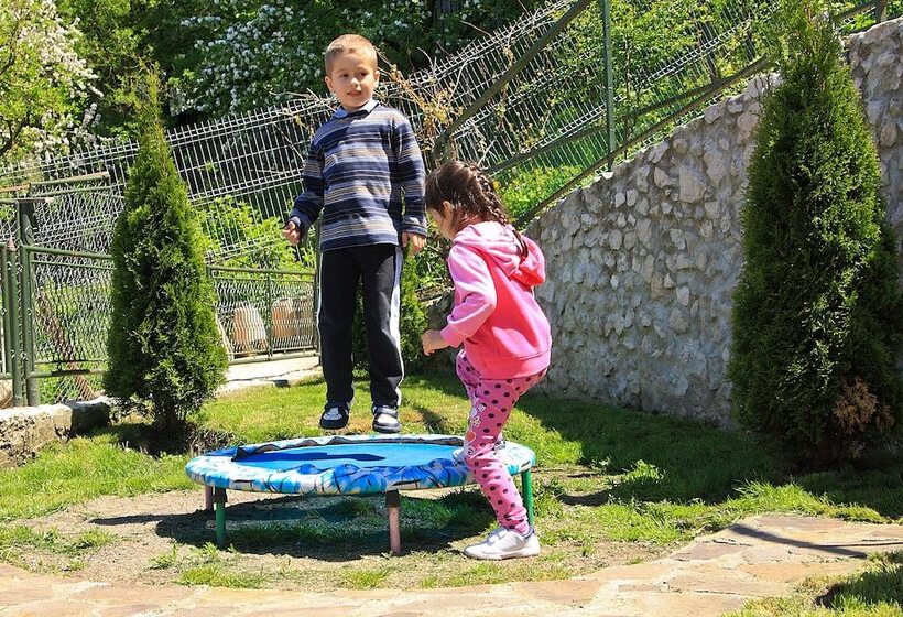 酒店 Pensiunea Cristina & Spa