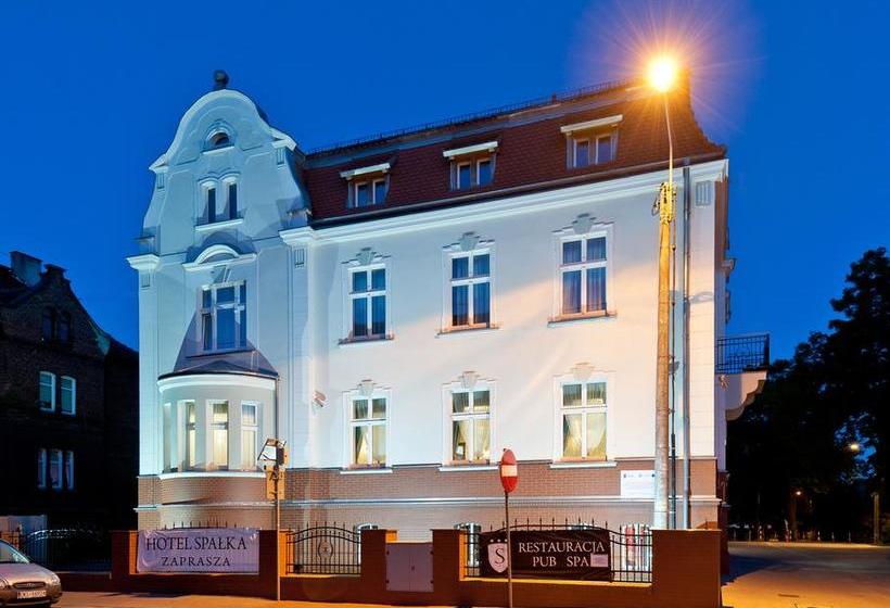 فندق Spalka