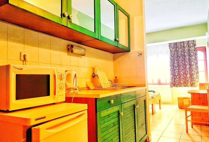 Róza Hotel és Apartmanház