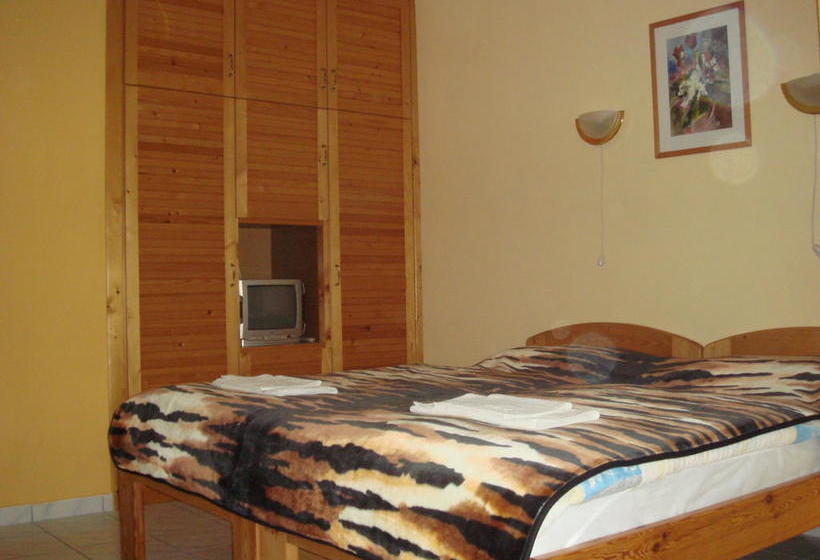 Róza Hotel és Apartmanház