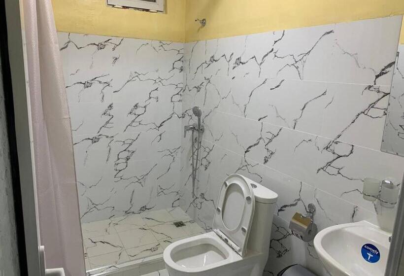 Adora Hostel Paid Airport Pick Up And Drop Off Guide Services!