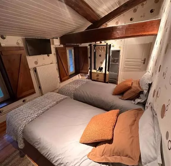 ベッドアンドブレックファースト Chambres D Hôtes Les Vernayes