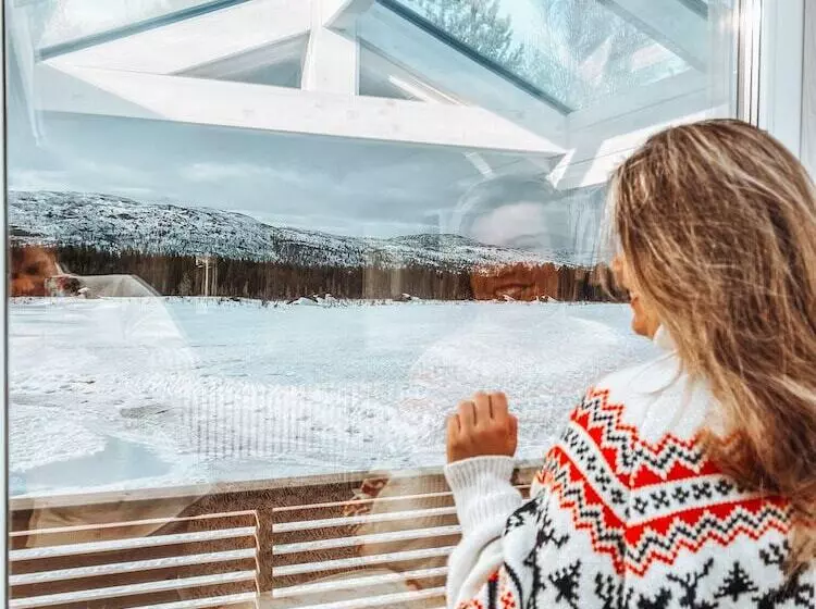 Hotelli Flatmoen Natur Lodge