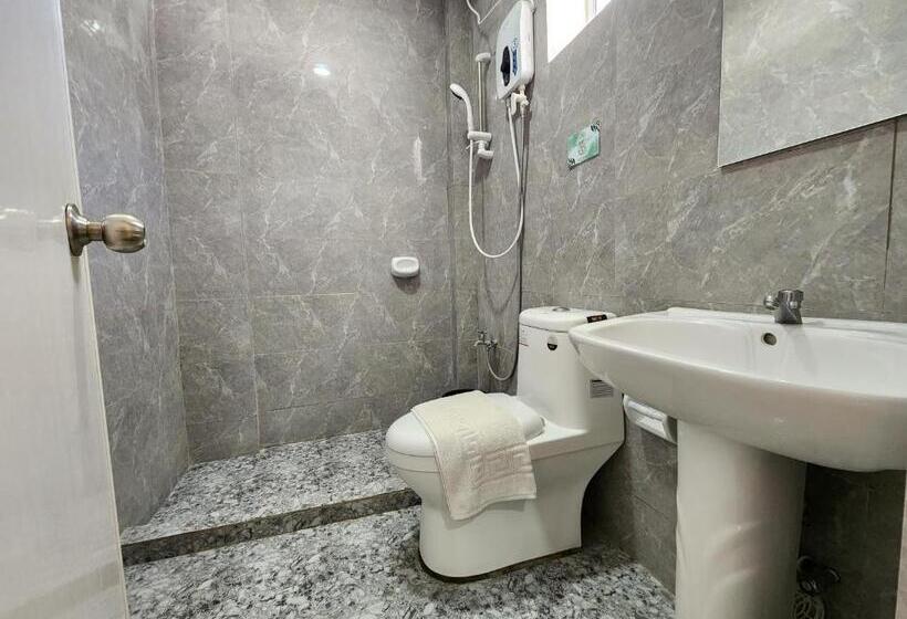 هتل Jade Resort   Bauang, La Union