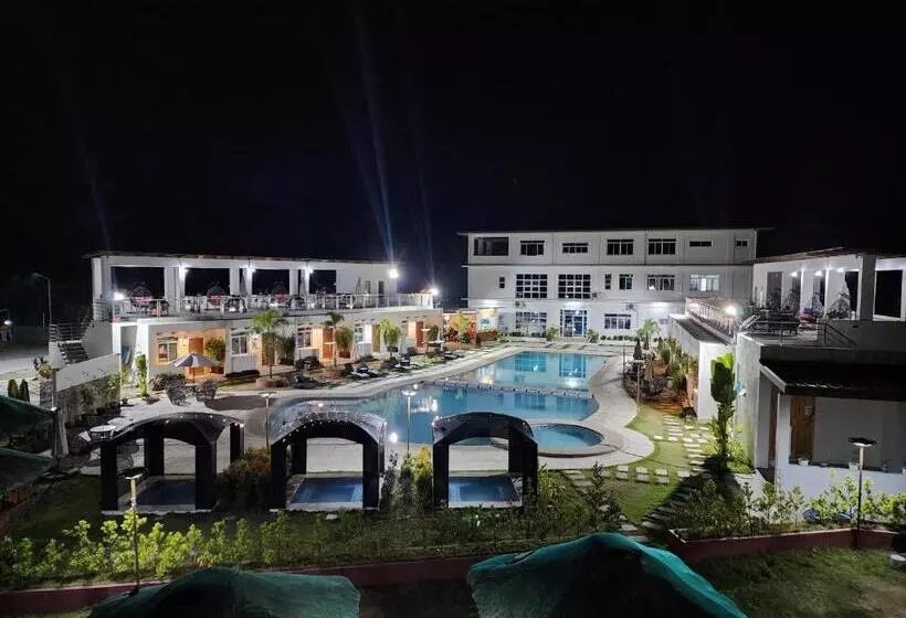 ホテル Jade Resort   Bauang, La Union