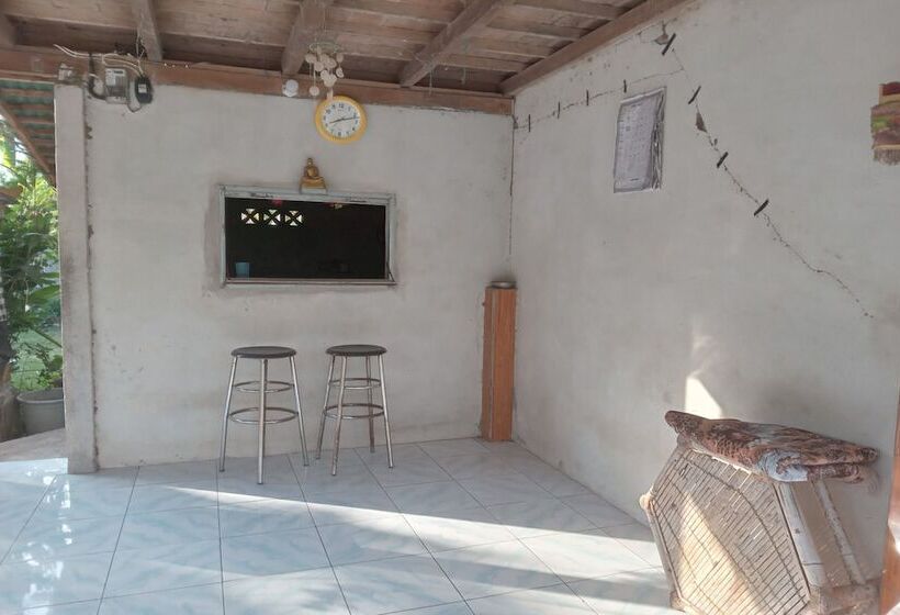 酒店 Oyo Life 93015 Kos Anto