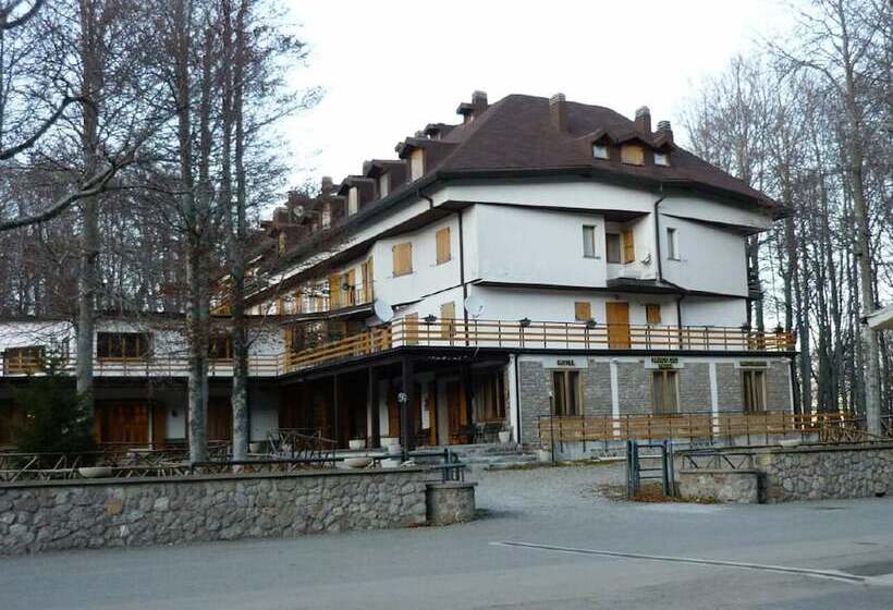 Отель Parco Dei Faggi   Monte Amiata