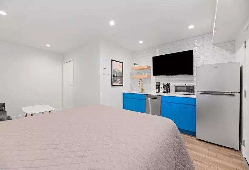 Hotelli Queen City Inn