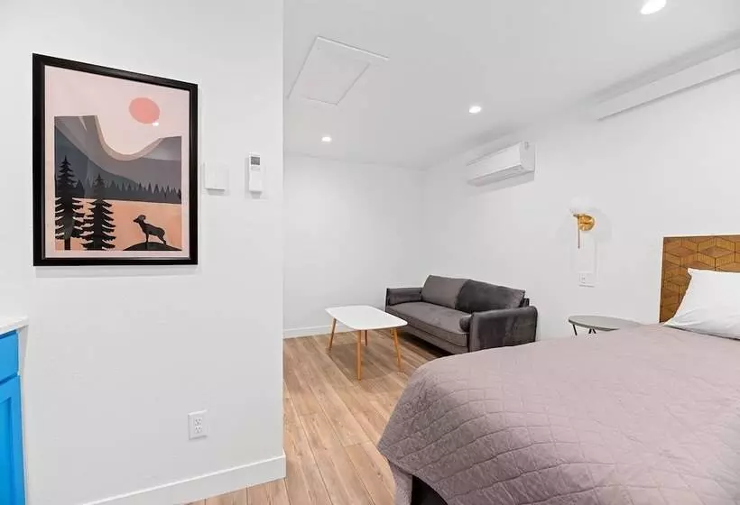 Hotelli Queen City Inn