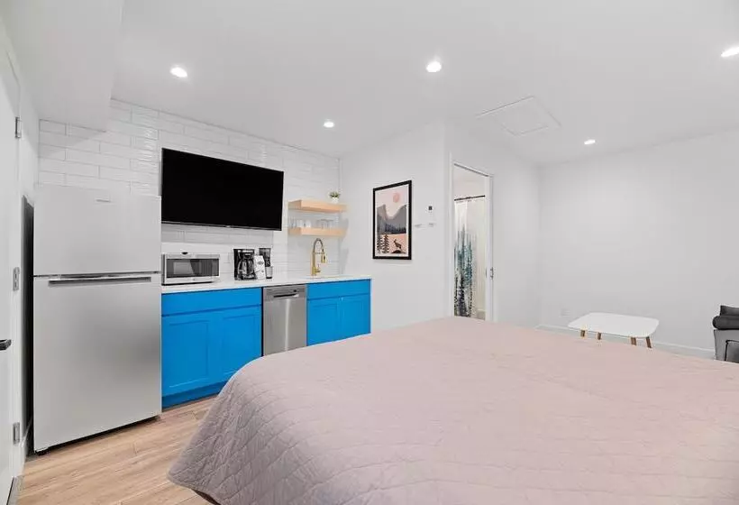 Hotelli Queen City Inn