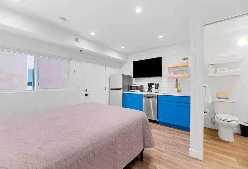 Hotelli Queen City Inn