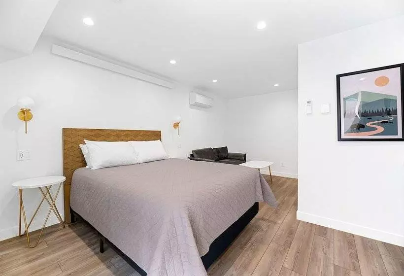 Hotelli Queen City Inn