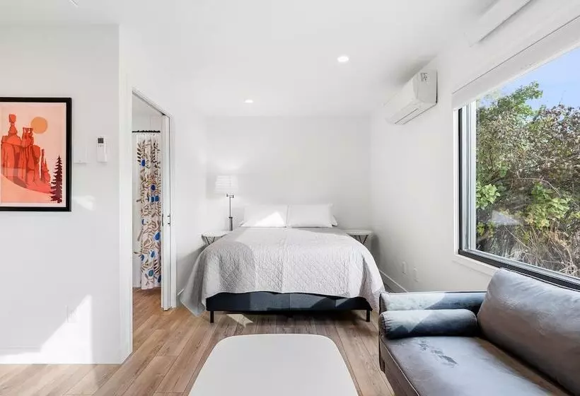 Hotelli Queen City Inn